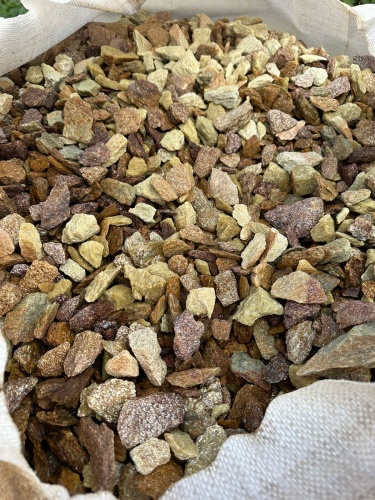 Златолит персиковый декоративная каменная крошка купить в Орле