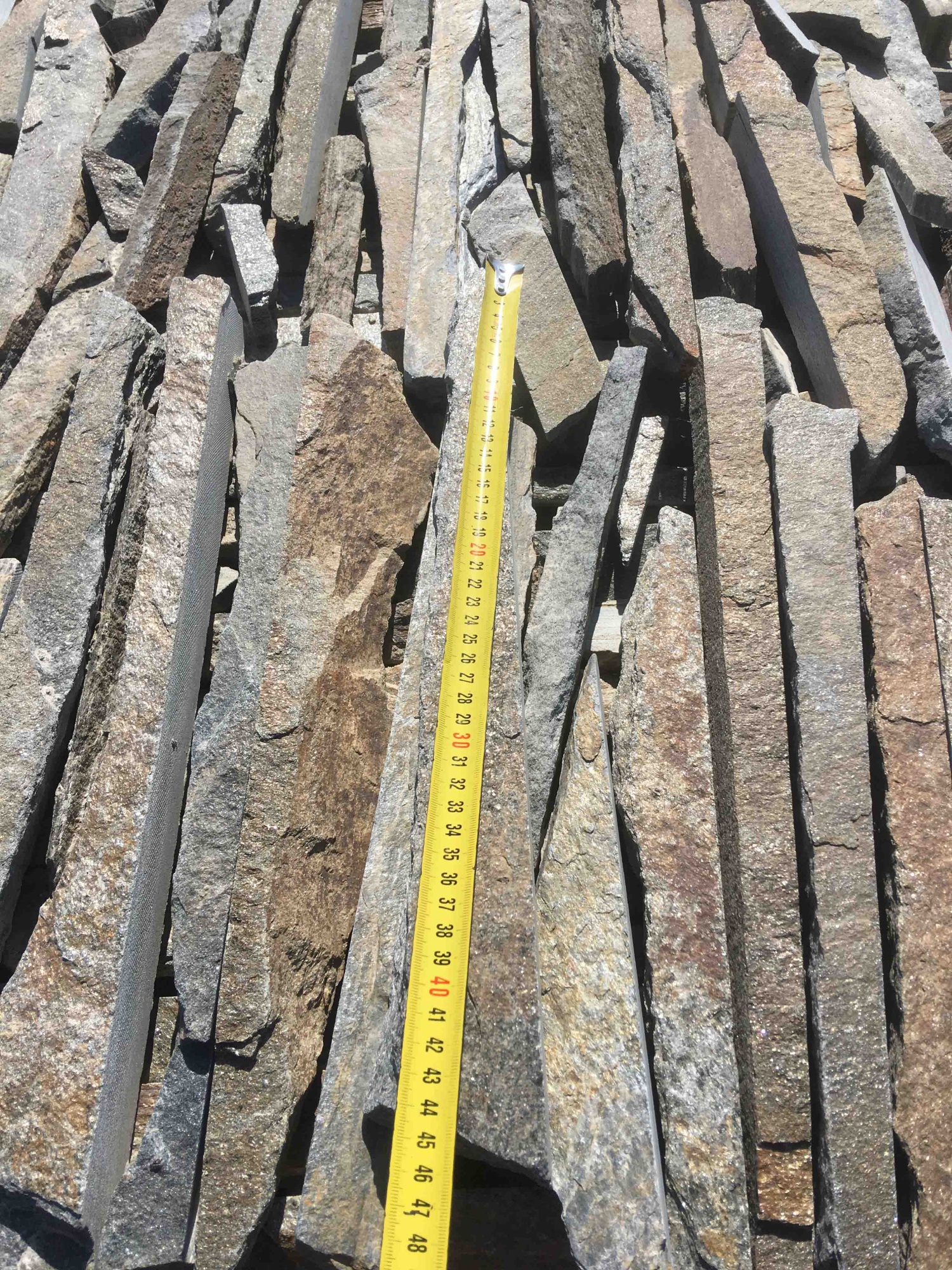 Горбушка златолит мультиколор для облицовки купить в Орле