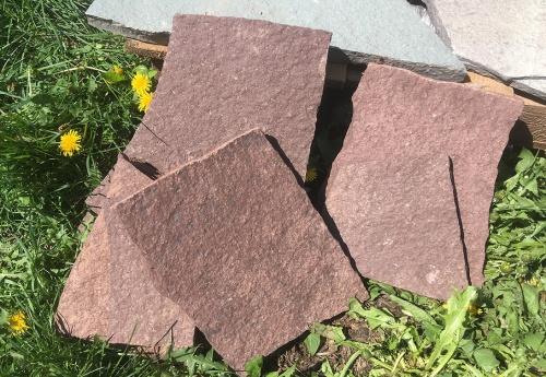 Плитняк лемезит бордовый для цоколя 1,5-2 см купить в Орле