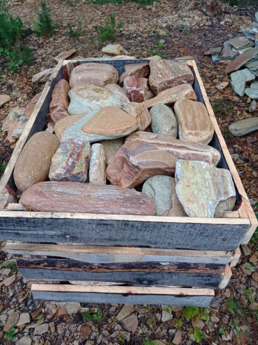 Златолит жёлтый, жёлто-зелёный глыбки и валуны для ланшафтного дизайна купить в Орле