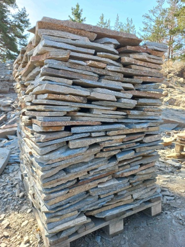 Плитняк златолит серебристый для цоколя, отмостки купить в Орле