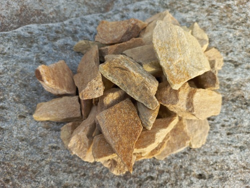 Златолит жёлтый декоративная каменная крошка купить в Орле