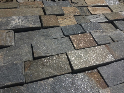 Плитка пилёная златолит Уральский для цоколя, отмостки купить в Орле