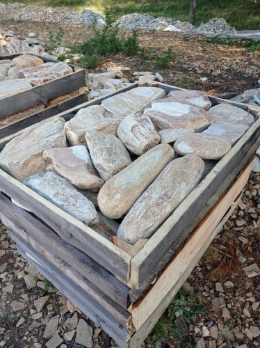 Златолит жёлтый, жёлто-зелёный глыбки и валуны для ланшафтного дизайна купить в Орле