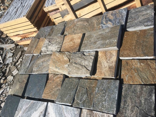 Плитка пилёная златолит Уральский для цоколя, отмостки купить в Орле