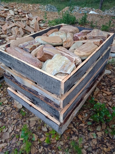 Златолит жёлтый, жёлто-зелёный глыбки и валуны для ланшафтного дизайна купить в Орле