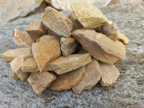 Златолит жёлтый декоративная каменная крошка купить в Орле