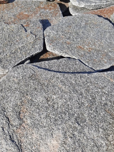 Златолит серебристый галтованный для цоколя купить в Орле