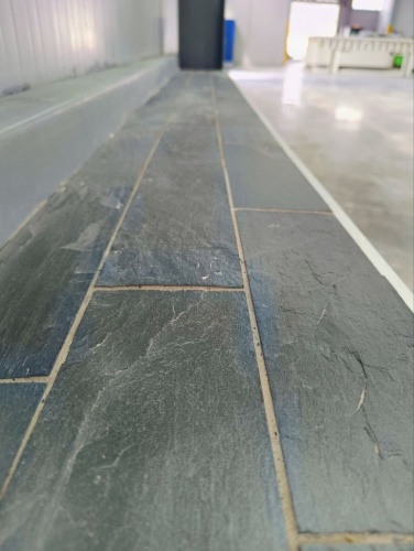 Плитка чёрная из натурального камня фасадная 30 см * 5 см, толщина 7 мм -30 мм купить в Орле