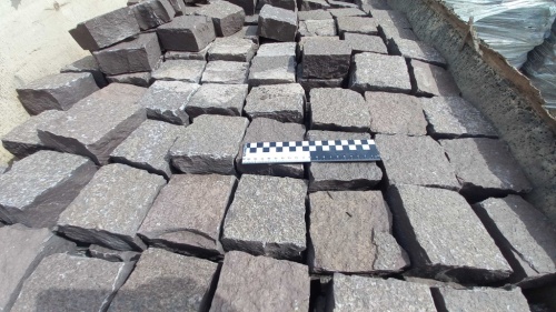 Лемезит колотая брусчатка 10 * 10 см. для парковки купить в Орле